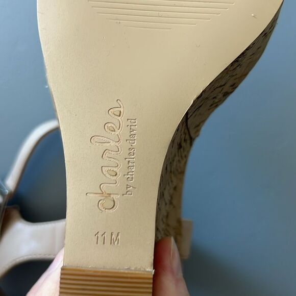 Charles by Charles David Cork Wedge Sandals Size 11M - Picture 9 of 11